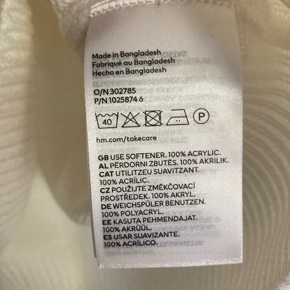 H&M Collared Sweater Sz S in Natural White - Picture 7 of 7